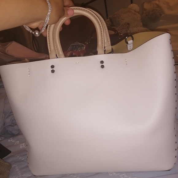 Coach rogue - Picture 4 of 7